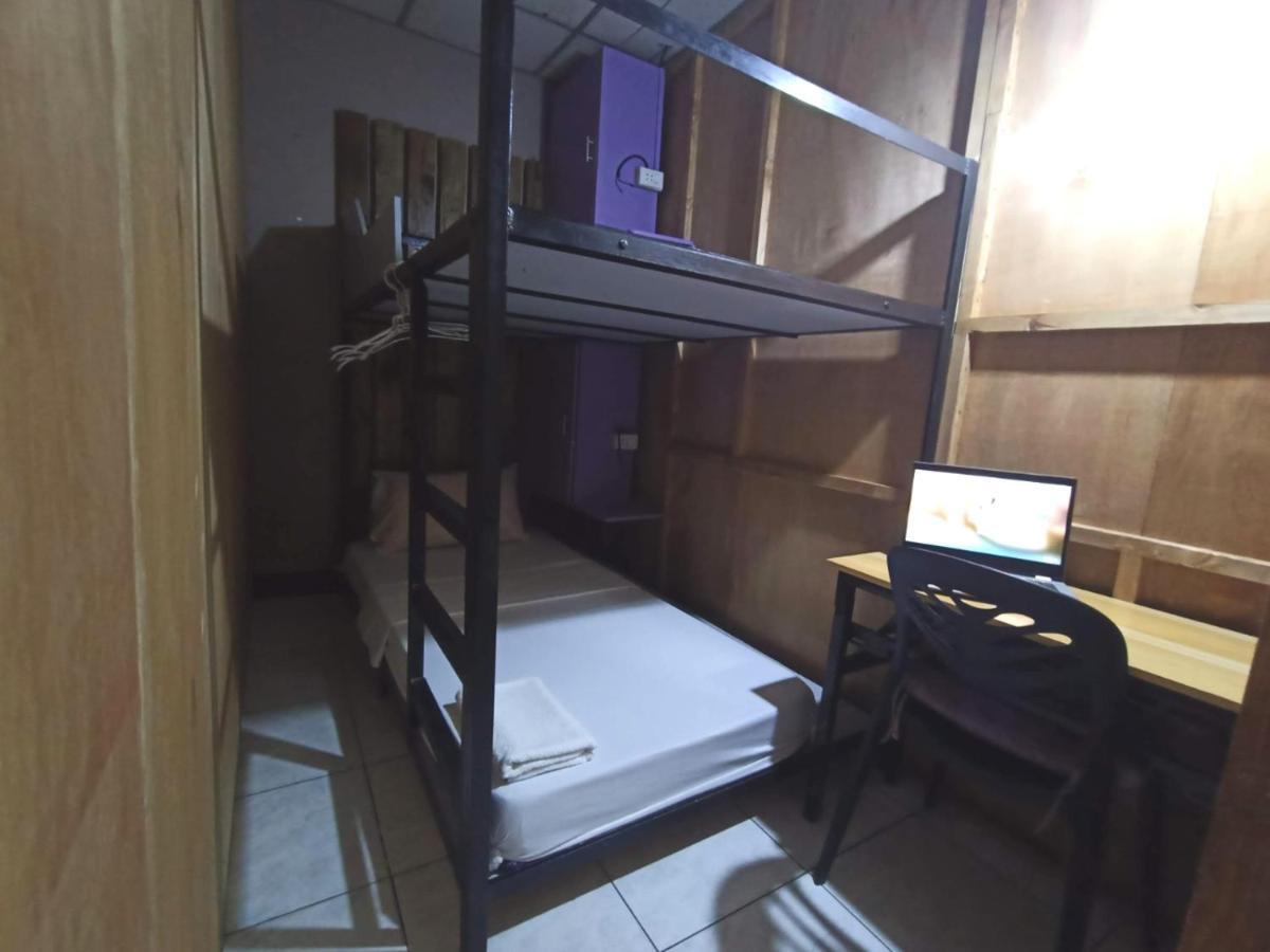 Manila Nomads Hostel Kültér fotó