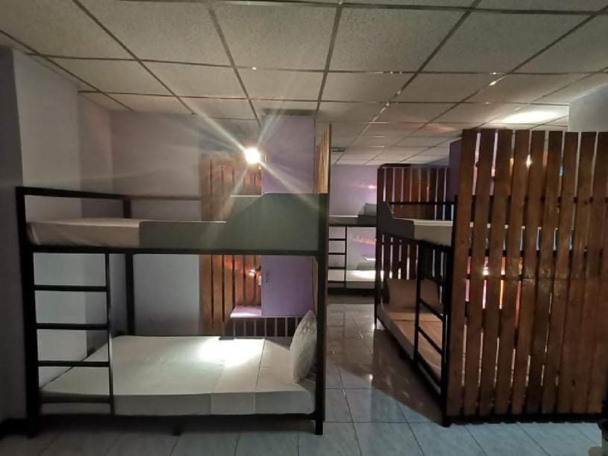 Manila Nomads Hostel Kültér fotó